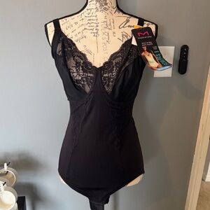 NWT 38DD Maidenform Black Lace Shapewear Bodysuit